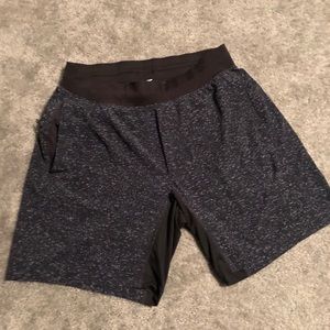 Lululemon T.H.E. shorts 7” inseam - Medium